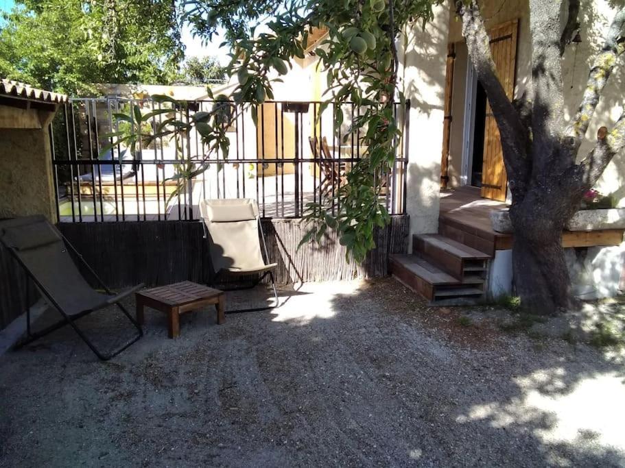 Le Mas De La Joelette Vedene Exterior photo